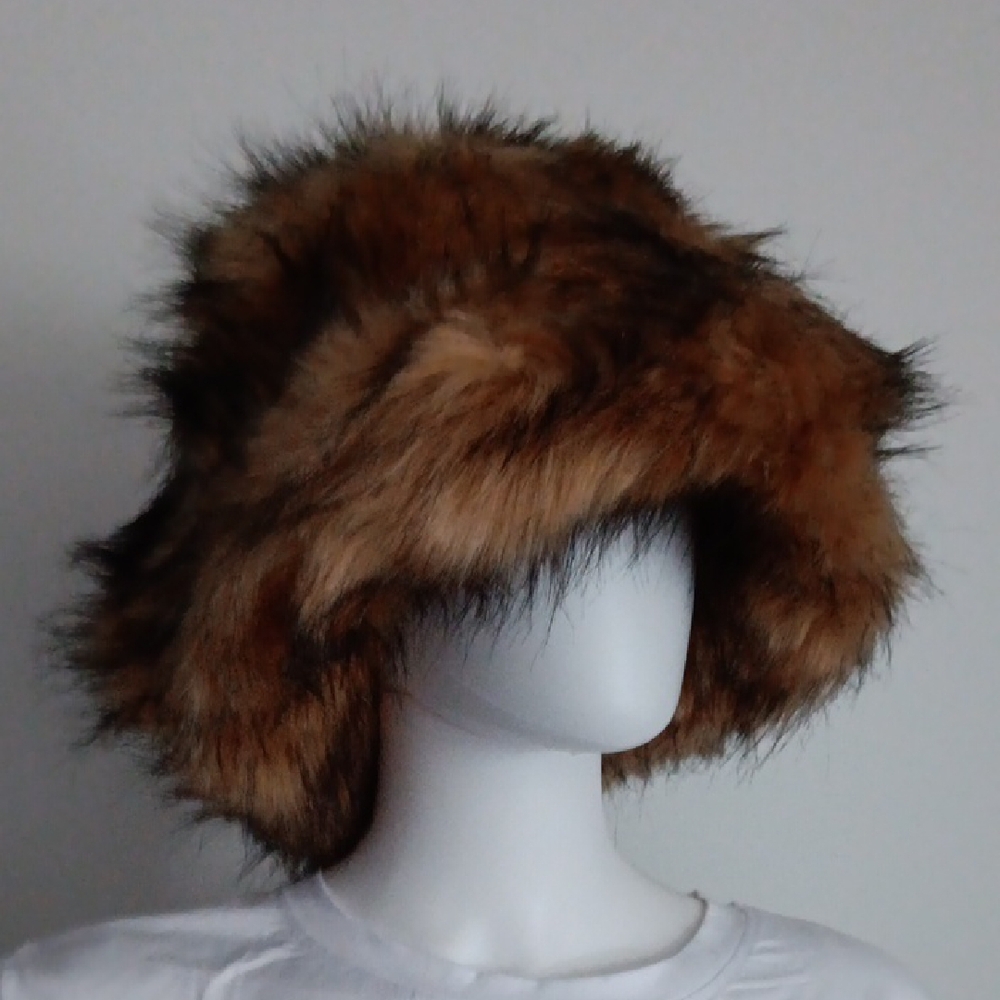 Elegant Faux Fur Women's Hat - Brown - Picture 2 of 3